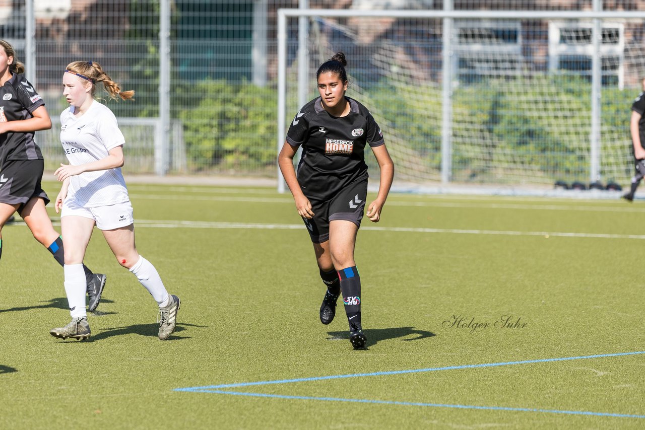 Bild 309 - wBJ Alstertal-Langenhorn - SV Henstedt-Ulzburg : Ergebnis: 4:1